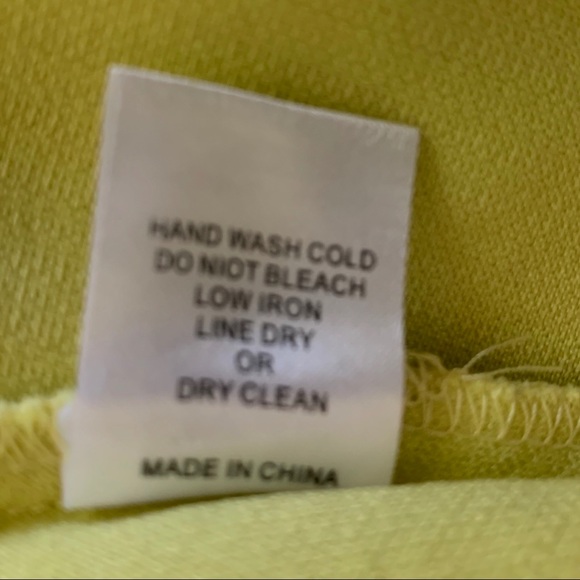 ADELYN RAE YELLOW SLEEVELESS MIDI DRESS - Picture 9 of 15